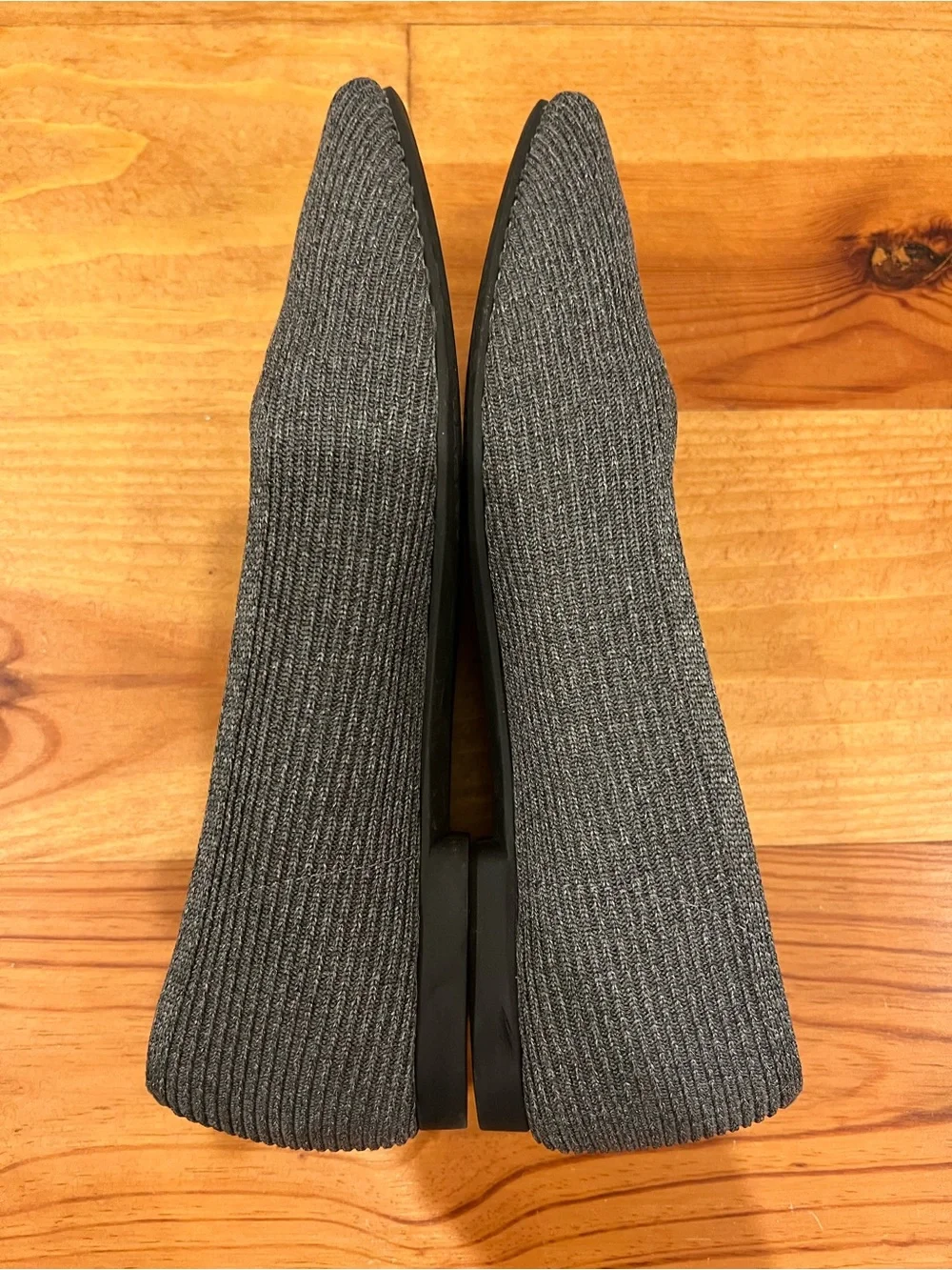Vivaia Square Toe V Cut Flats Margot 2.0 Gray Size 37.5 US 7 Comfort Stretch